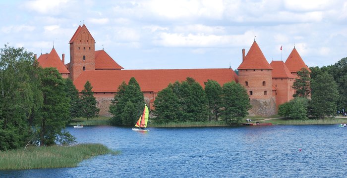 Informacija Trakų r. gyventojams ir svečiams apie Trakų rajono maudyklų vandens kokybę