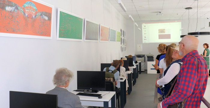 Audriaus V. Plioplio kūrybos paroda „Atminties gijos“ Lentvario bibliotekoje
