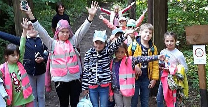 Vaikų dienos stovykla Lentvaryje padėjo pažinti meną
