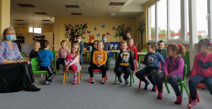 Muzikinės pasakos „Metų laikai“ pristatymas Rūdiškių bibliotekoje