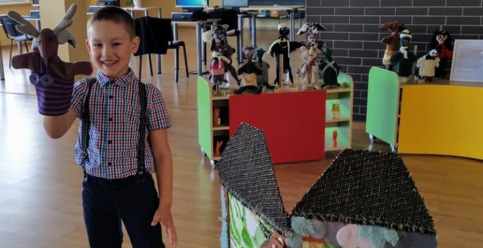 Pirštininių lėlyčių-gyvūnų paroda „Mes Gyvi“  Rūdiškių bibliotekoje