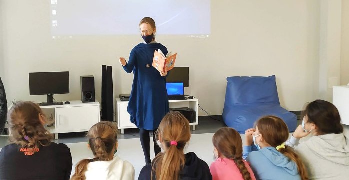 Lentvario bibliotekoje – edukacinis užsiėmimas „Jei su lapėm prasidėsi...“