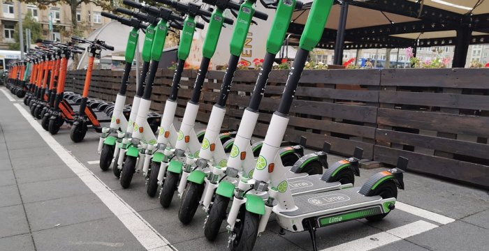 Už sunaikintą taršų automobilį – kompensacija iki 1000 eurų