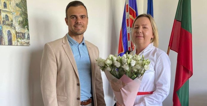 Darbą pradeda nauja Lentvario „Versmės“ gimnazijos direktorė