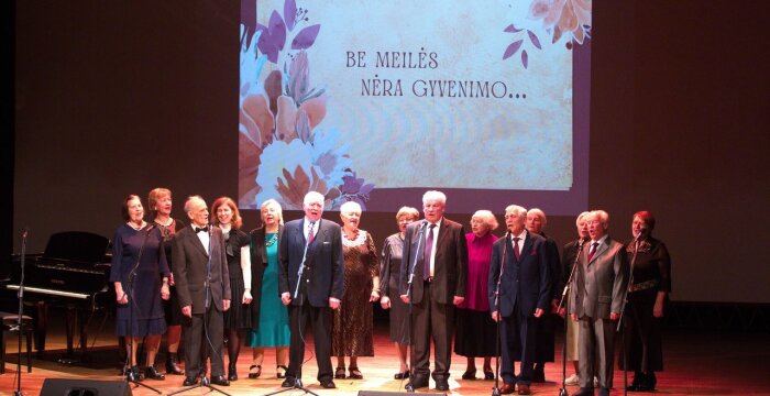 Skambėjo romansai iš visos širdies