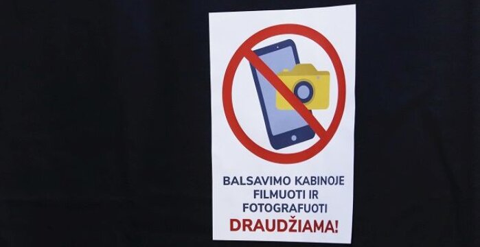 VRK prašo rinkėjų nefotografuoti ir nepublikuoti rinkimų biuletenių nuotraukų