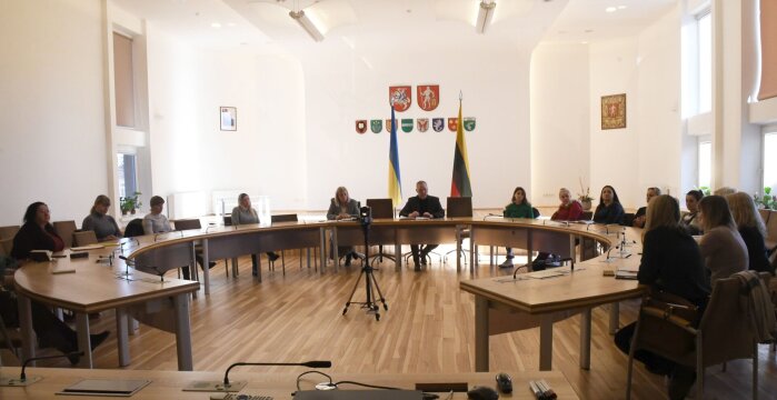 Aptartos specialiųjų ugdymosi poreikių turinčių vaikų įtraukties perspektyvos