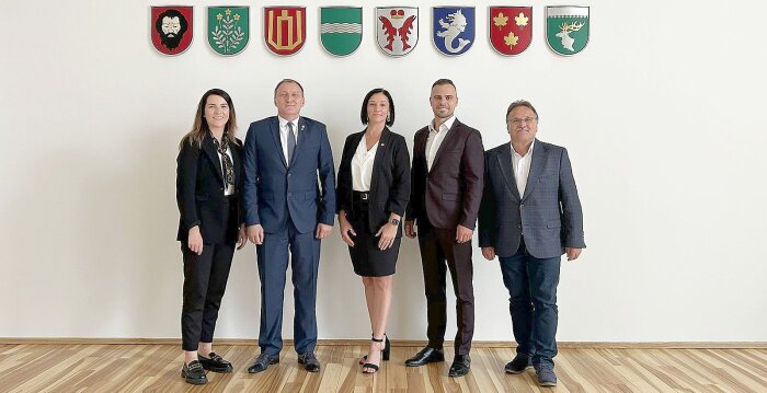 Užmegzti bendradarbiavimo ryšiai su Mrongovu