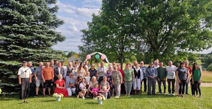 Varlių kaimo šventė „Pabūkim kartu“ vėl subūrė kraštiečius