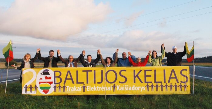 Rugpjūčio 23-ioji – Baltijos kelio diena