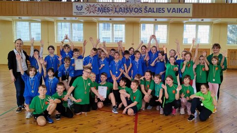 Trakų pradinės mokyklos sportininkų komanda atstovaus rajonui zonos ture