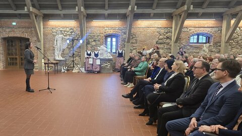 Parodoje „Aukso vainikas“ – pagerbti geriausi metų tautodailininkai